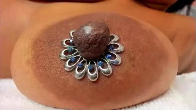 Image 2 of zara_lopez Stream on Chaturbate on 1 month ago