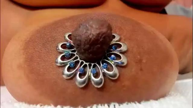 Image 6 of zara_lopez Stream on Chaturbate on 1 month ago