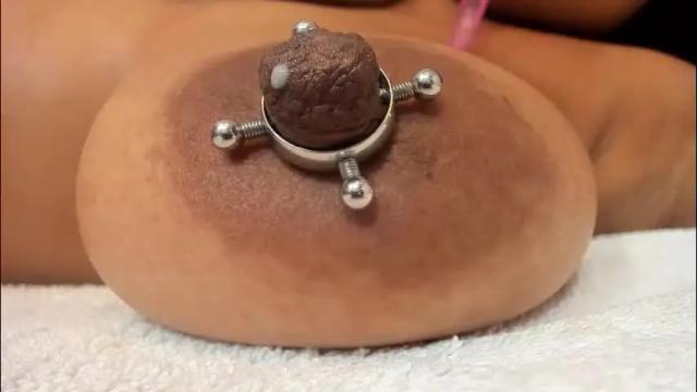 Image 4 of zara_lopez Stream on Chaturbate on 24 days ago