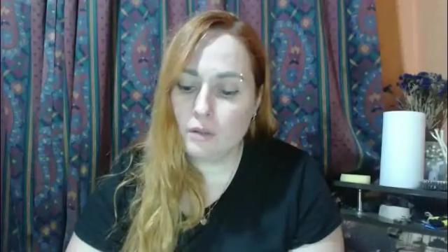 Image 2 of zara_red Stream on Chaturbate on 1 month ago