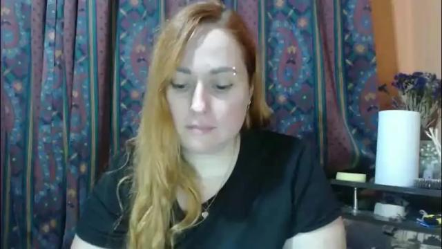 Image 4 of zara_red Stream on Chaturbate on 1 month ago