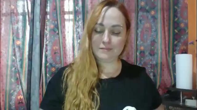 Image 12 of zara_red Stream on Chaturbate on 1 month ago