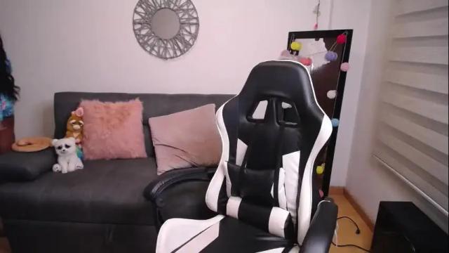 Image 11 of zarabby_skuirt Stream on Chaturbate on 10 days ago