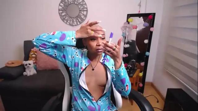 Image 6 of zarabby_skuirt Stream on Chaturbate on 10 days ago