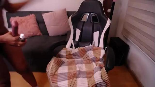 Image 7 of zarabby_skuirt Stream on Chaturbate on 7 days ago