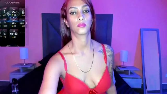 Image 8 of zarah_addictive_ Stream on Chaturbate on 12 months ago