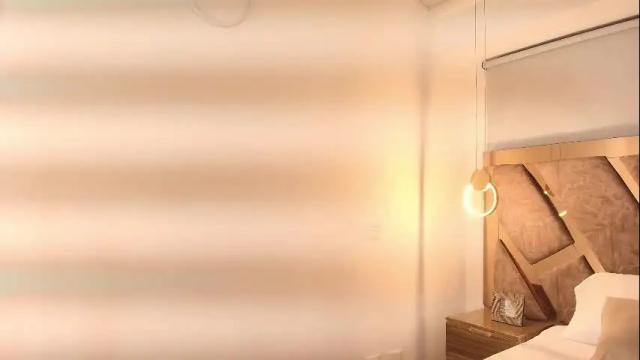 Image 11 of zarah_andrews Stream on Chaturbate on 12 days ago