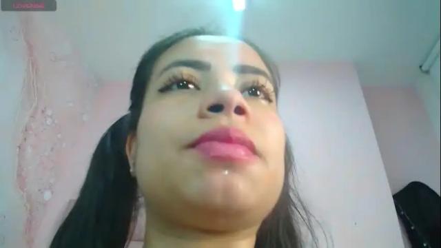 Image 8 of zarah_torres Stream on Chaturbate on 1 month ago