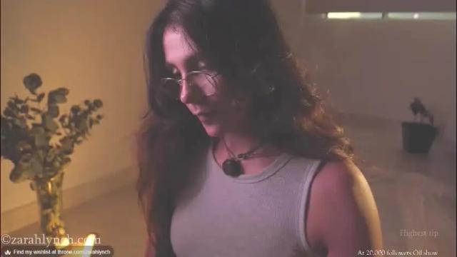 Image 3 of zarahlynch Stream on Chaturbate on 2 months ago