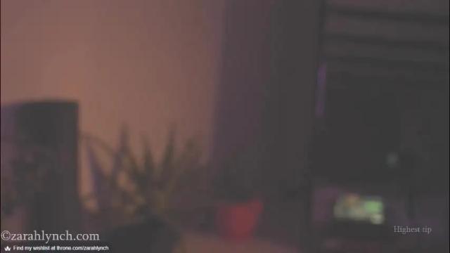 Image 2 of zarahlynch Stream on Chaturbate on 1 month ago