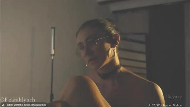 Image 3 of zarahlynch Stream on Chaturbate on 2 months ago