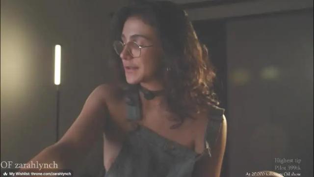 Image 11 of zarahlynch Stream on Chaturbate on 1 month ago