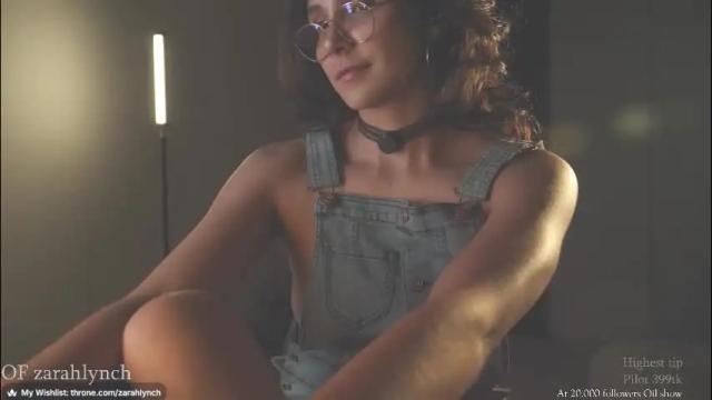 Image 6 of zarahlynch Stream on Chaturbate on 1 month ago