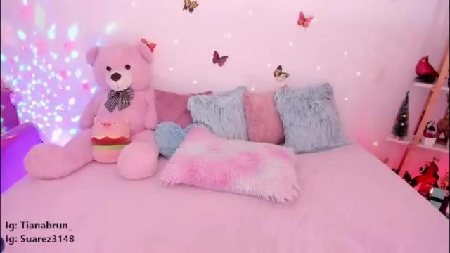 Image 3 of zaratorres_ Stream on Chaturbate on 1 month ago