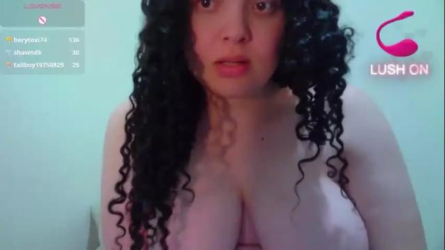 Image 7 of zarayclover__ Stream on Chaturbate on 1 month ago