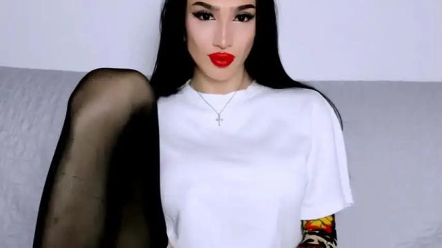 Image 3 of zarinastoun20 Stream on Chaturbate on 18 months ago