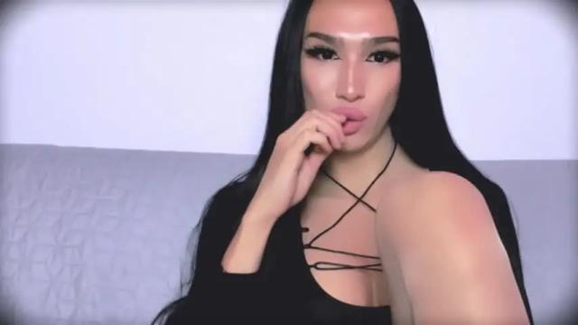 Image 12 of zarinastoun20 Stream on Chaturbate on 16 months ago