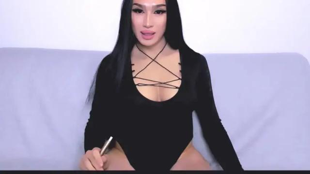Image 2 of zarinastoun20 Stream on Chaturbate on 16 months ago