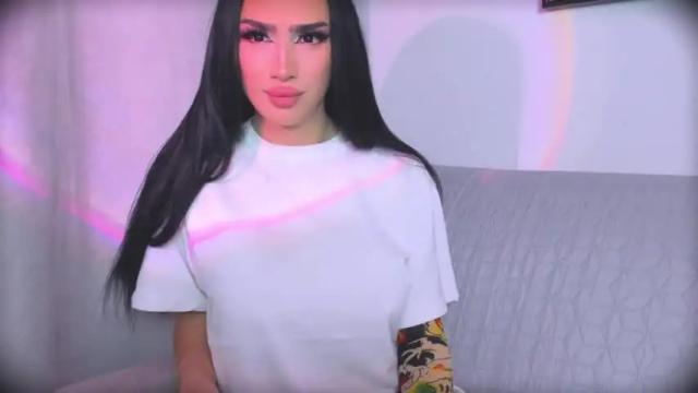 Image 7 of zarinastoun20 Stream on Chaturbate on 16 months ago