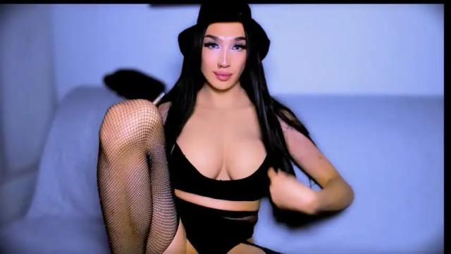Image 3 of zarinastoun20 Stream on Chaturbate on 14 months ago