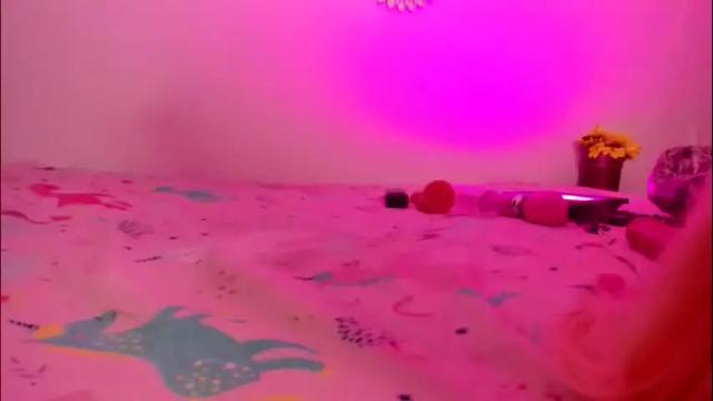 Image 3 of zaritha_li Stream on Chaturbate on 1 month ago