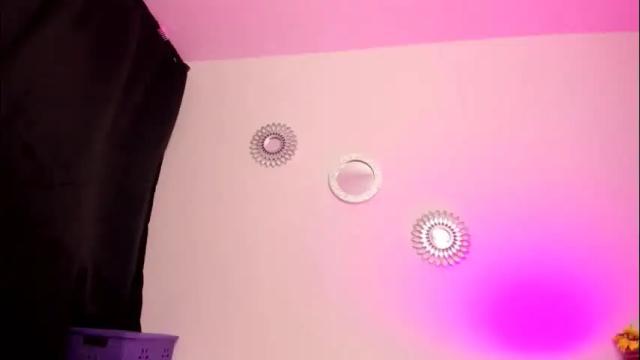 Image 10 of zaritha_li Stream on Chaturbate on 1 month ago
