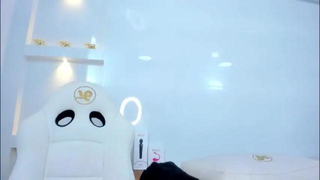 Image 10 of zenda_evans Stream on Chaturbate on 1 month ago