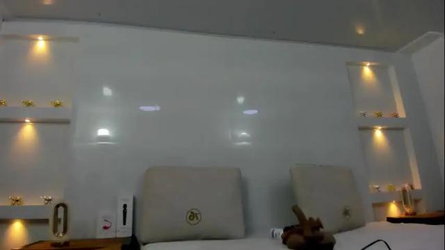 Thumbnail 1, zenda_evans's Stream at Chaturbate, 1 month ago