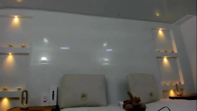 Image 3 of zenda_evans Stream on Chaturbate on 1 month ago