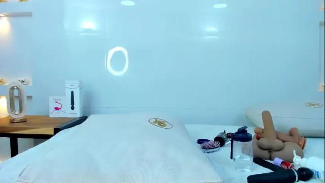 Image 12 of zenda_evans Stream on Chaturbate on 1 month ago