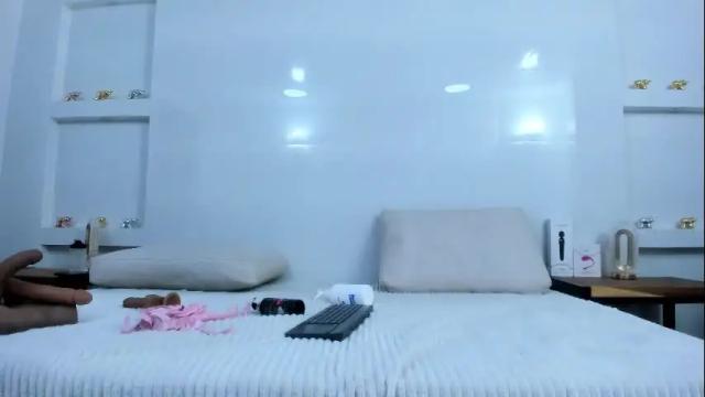Image 3 of zenda_evans Stream on Chaturbate on 29 days ago