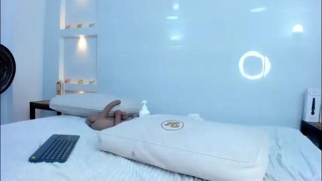 Image 6 of zenda_evans Stream on Chaturbate on 26 days ago
