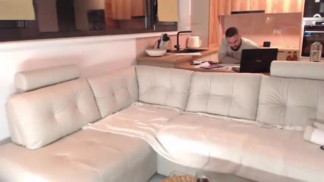 Image 3 of zenobaro Stream on Chaturbate on 19 months ago