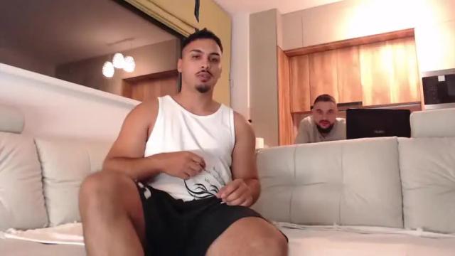 Image 4 of zenobaro Stream on Chaturbate on 19 months ago