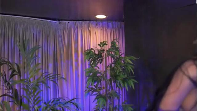 Image 12 of zenydaxbelle Stream on Chaturbate on 2 months ago