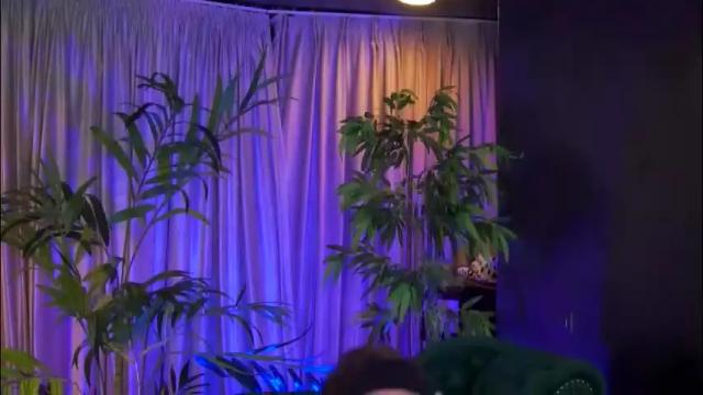 Image 2 of zenydaxbelle Stream on Chaturbate on 2 months ago