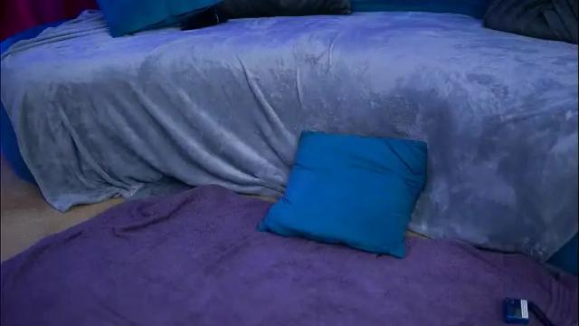 Image 2 of zenydaxbelle Stream on Chaturbate on 2 months ago