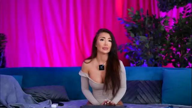 Image 2 of zenydaxbelle Stream on Chaturbate on 1 month ago