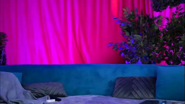 Image 3 of zenydaxbelle Stream on Chaturbate on 1 month ago