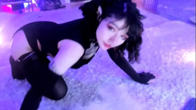 Image 4 of zephirah_abney Stream on Chaturbate on 13 days ago