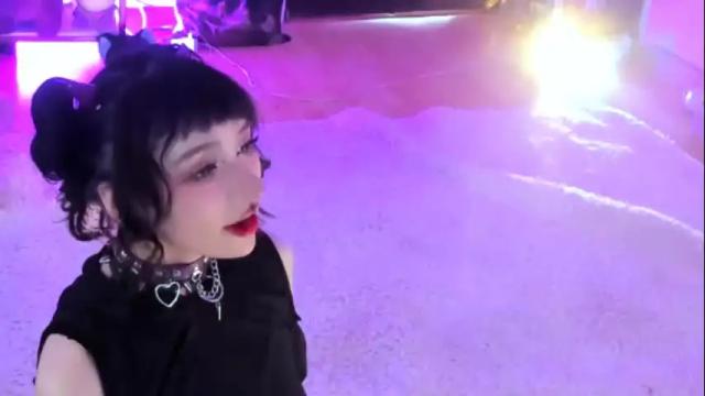 Image 7 of zephirah_abney Stream on Chaturbate on 1 month ago