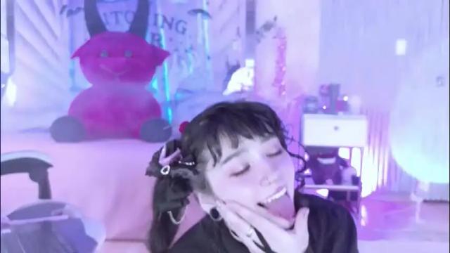 Image 7 of zephirah_abney Stream on Chaturbate on 2 months ago