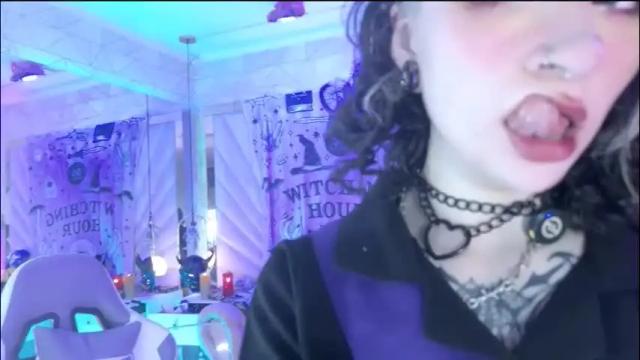 Image 11 of zephirah_abney Stream on Chaturbate on 2 months ago