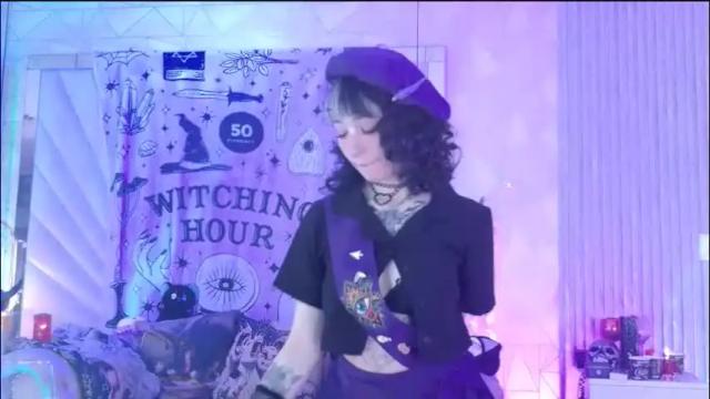 Image 4 of zephirah_abney Stream on Chaturbate on 2 months ago