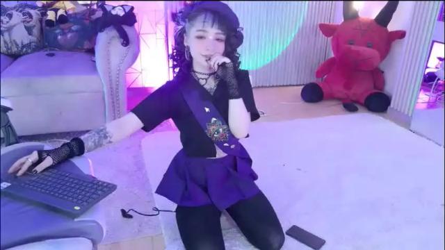 Image 6 of zephirah_abney Stream on Chaturbate on 2 months ago