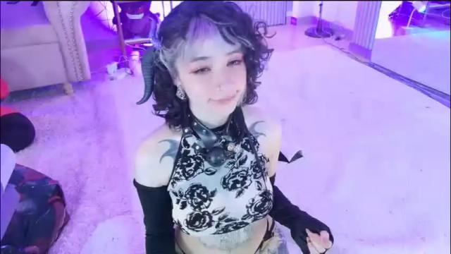 Image 3 of zephirah_abney Stream on Chaturbate on 1 month ago
