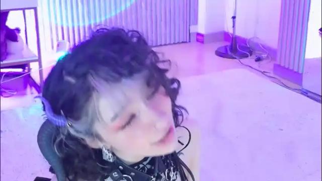 Image 6 of zephirah_abney Stream on Chaturbate on 1 month ago