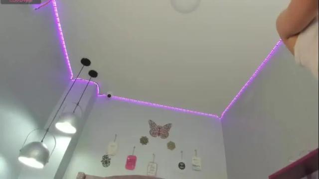 Image 3 of zephyra_angels1 Stream on Chaturbate on 1 month ago