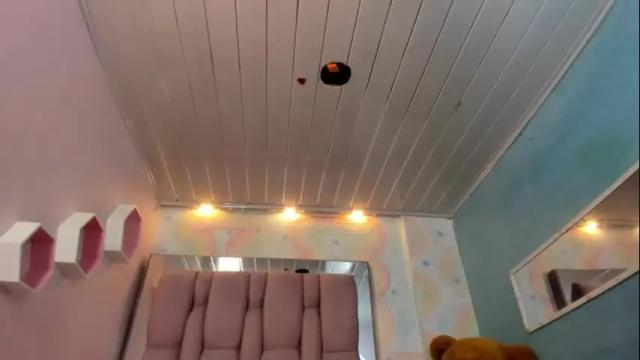 Image 3 of zephyra_angels1 Stream on Chaturbate on 1 month ago