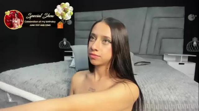 Image 12 of zephyra_angels1 Stream on Chaturbate on 1 day ago